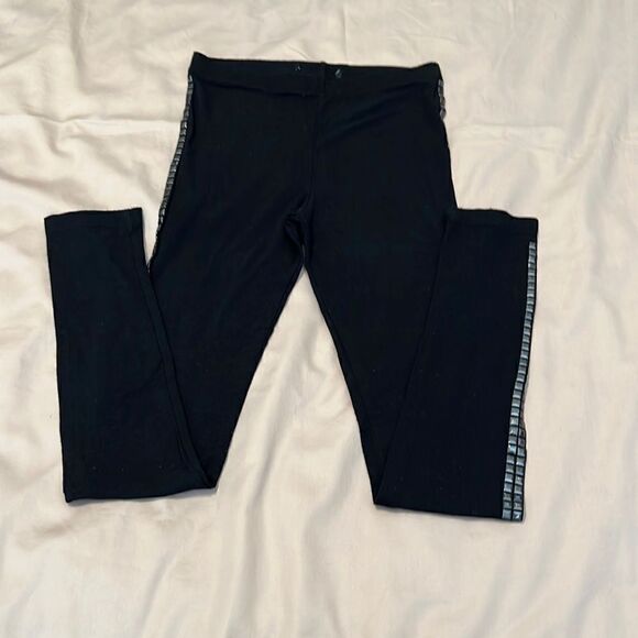 Size S black leggings with black detailing down the sides of the legs EUC - Picture 3 of 7